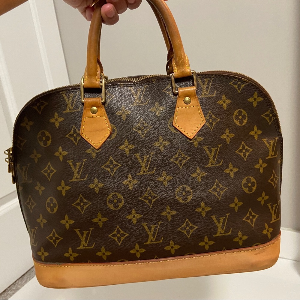 Louis Vuitton Alma made June 2004 USA